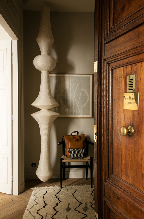 maison-hand-appartement-parisien-décoration-inspiration-1.jpg