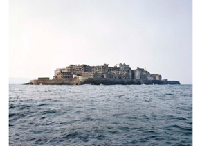 margot-beaux-arts-Gunkanjima.jpg